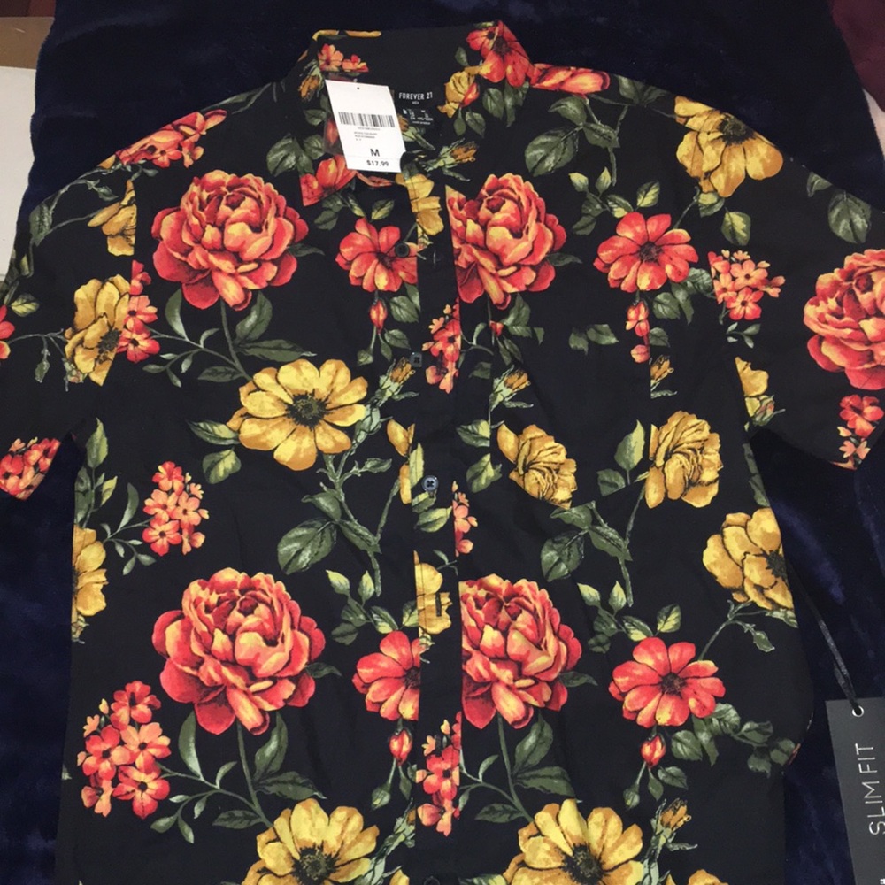 NWT Forever 21 men’s medium floral button down